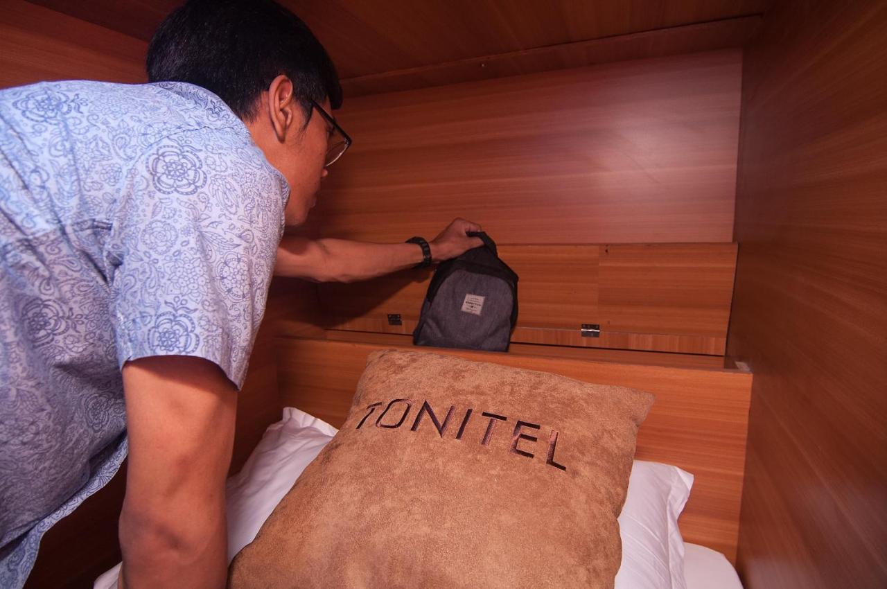 Tonitel Hotel Malioboro Yogyakarta Exterior photo